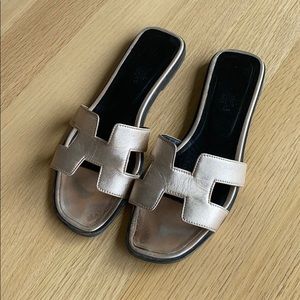 Hermès Oran sandal 39.5 rose gold